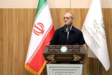 پزشکیان: حادثه دی‌ماه خیلی بد بود؛ چرا جوان‌های ما باید گول بخورند؟/ ما آمده‌ایم مشکلات مردم را حل کنیم نه اینکه مشکل ایجاد کنیم+فیلم