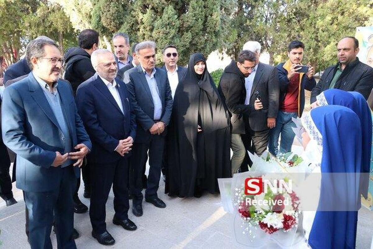 وزیر آموزش و پرورش وارد شیراز شد