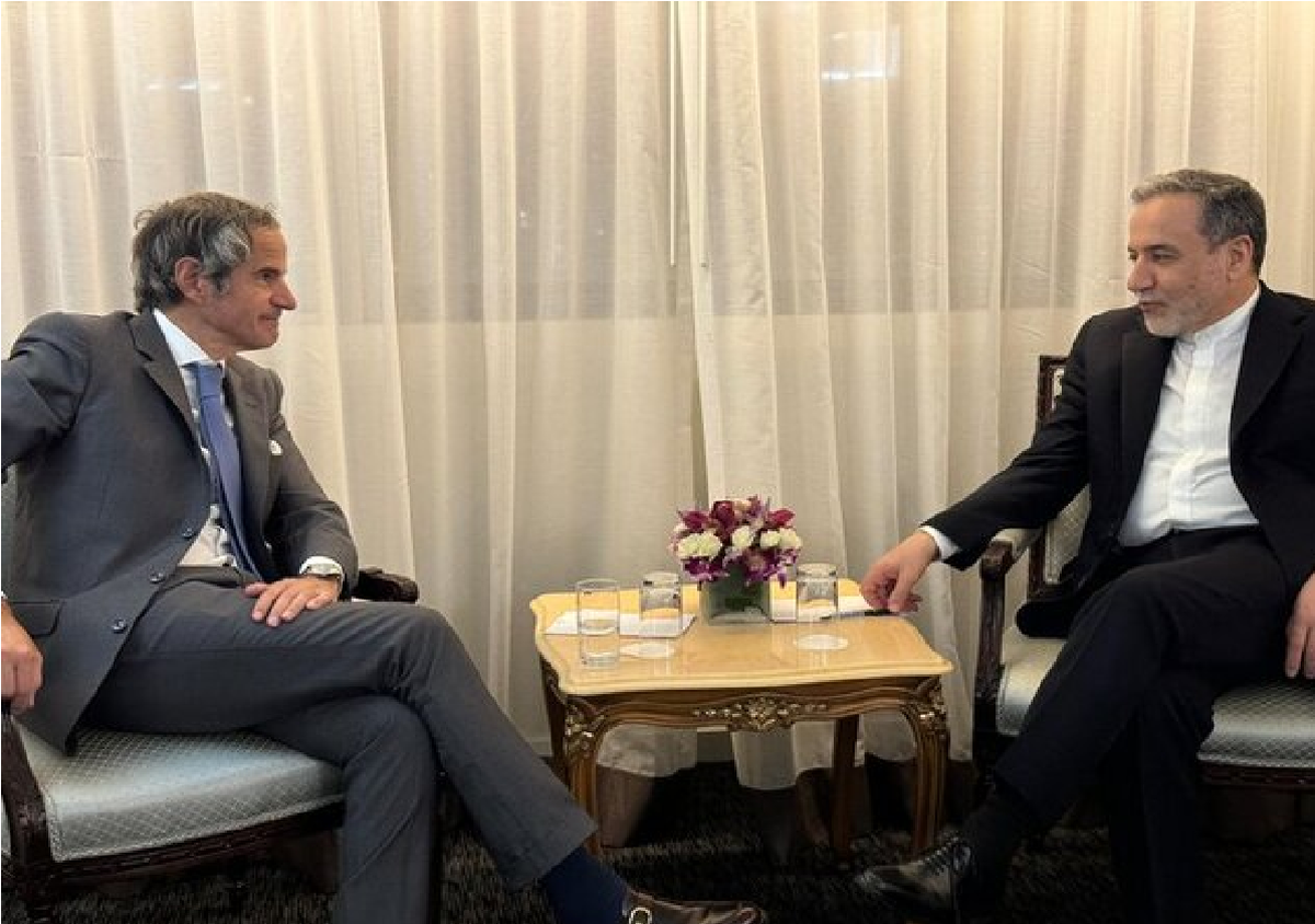 عراقچی از دیدار با گروسی در ژنو خبر داد