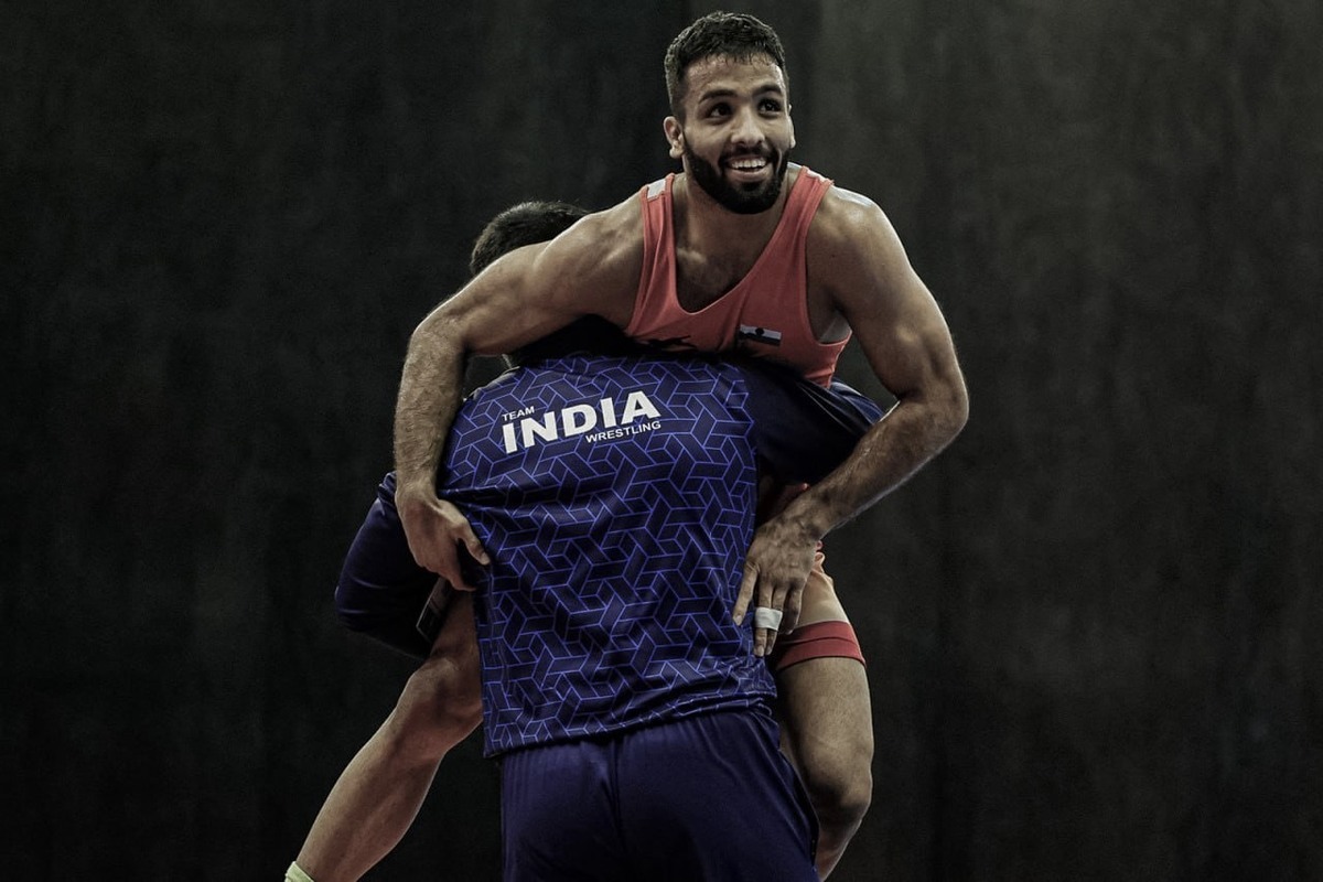 تغییر نقشه قدرت، سوجیت کالکال تهدید جدید رحمان عموزاد/ مهندسی که تشک کشتی را انتخاب کرد | اخبار ورزشی