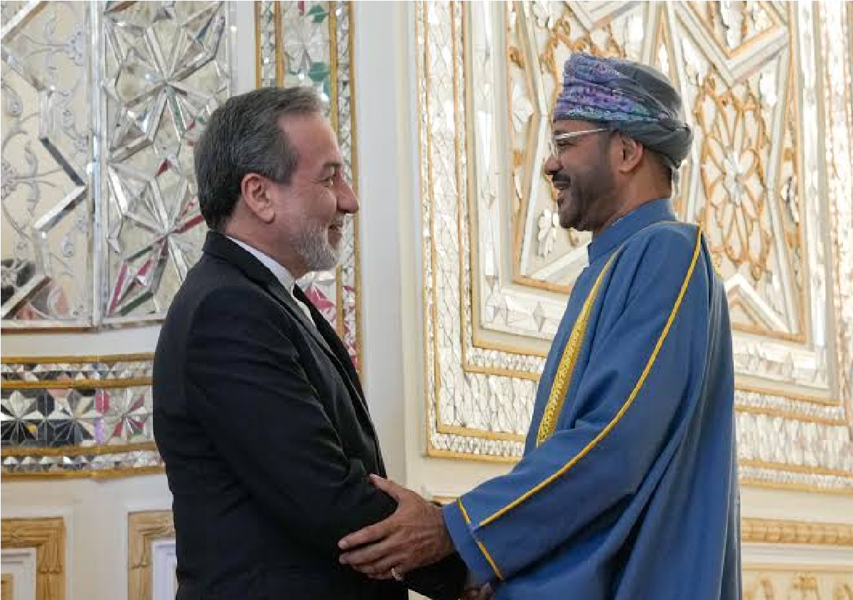 دیدار سید عباس عراقچی و بدرالبوسعیدی وزرای امور خارجه ایران و عمان  در ژنو