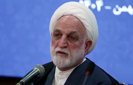 اگر التزام به قانون نباشد هرکس به سلیقه خود عمل می‌کند