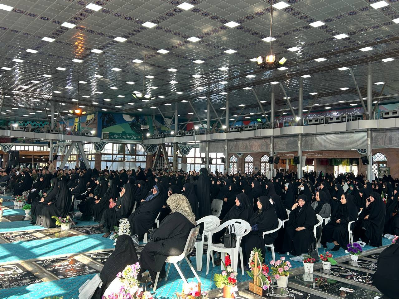 چهل روز از جنایت اغتشاش&zwnj;گران گذشت/ برگزاری چهلم شهدای امنیت و سلامت در گلزار شهدای رشت با حضور گسترده مردم