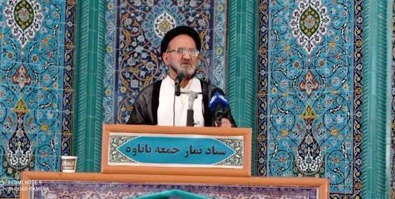 ملت ایران با پیوند ناگسستنی با مکتب عاشورا کمر فتنه را شکست / انتقاد آزاد است، اما اهانت به مسئولان جایز نیست