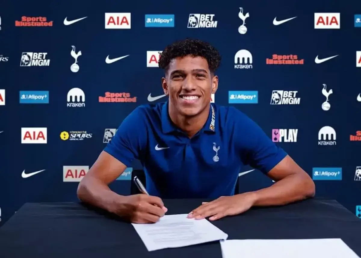 بازیکن سابق سانتوس به تاتنهام پیوست