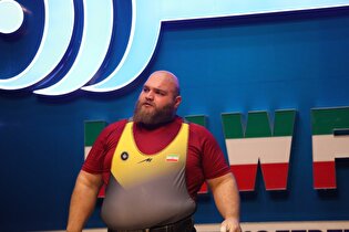 بازگشت ستاره سنگین وزن با قهرمانی در لیگ وزنه برداری/ سپاهان قهرمان شد | اخبار ورزشی