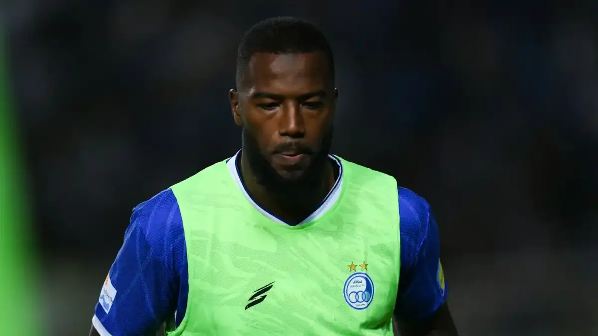 ساپینتو چشم‌انتظار نازون/  تلاش استقلال برای تکمیل نفرات مقابل استقلال خوزستان