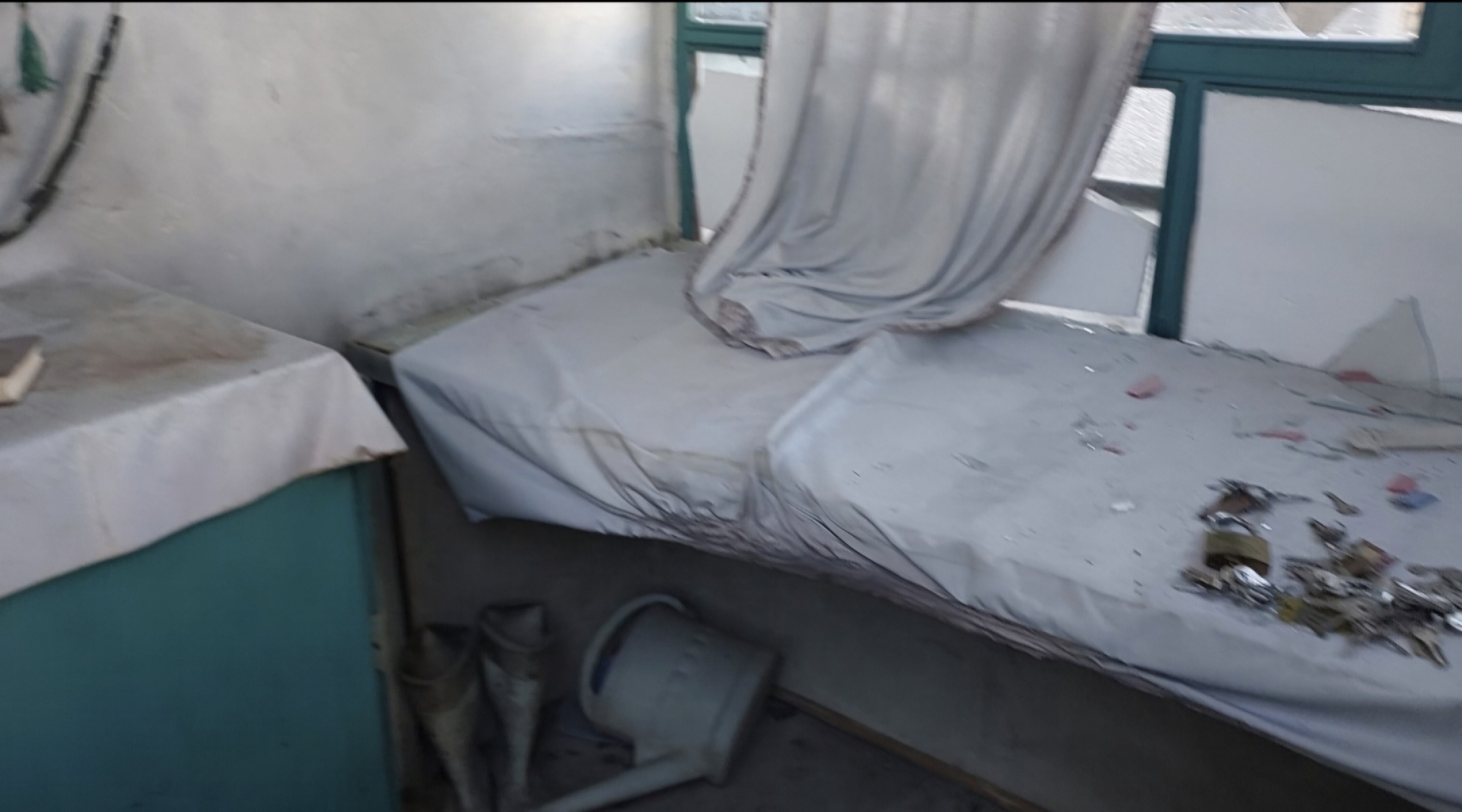 منتشر نشود//خیرخواه مردم بودند، اما پناهگاه مردم را تخریب کردند/ روایت حمله تروریستها به مصلی شهرکرد منتشر نشود//خیرخواه مردم بودند، اما پناهگاه مردم را تخریب کردند/ روایت حمله تروریستها به مصلی شهرکرد