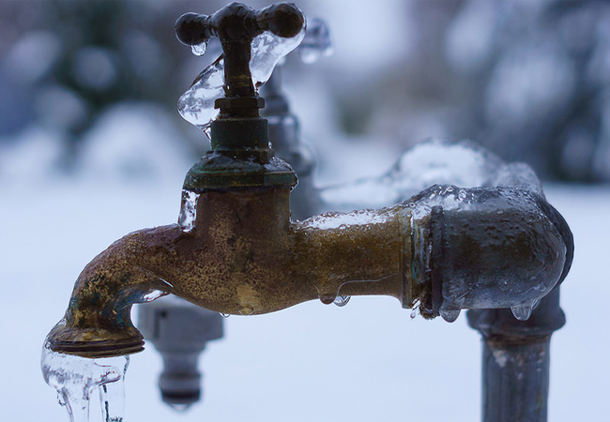 یخبندان چاههای دماوند را از نفس انداخت/ جدول زمانبندی قطعی موقت آب اعلام شد