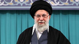 با آدم بخیل و ترسو مشورت نکن