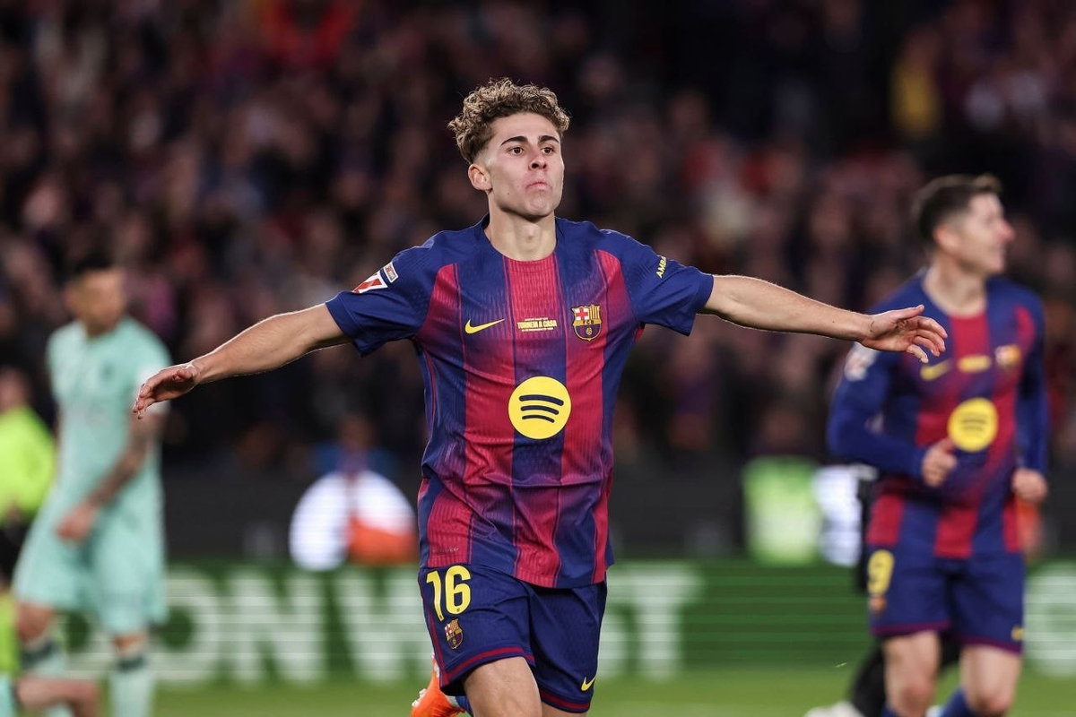 تلاش باشگاه بارسلونا برای تمدید با ستاره جوان