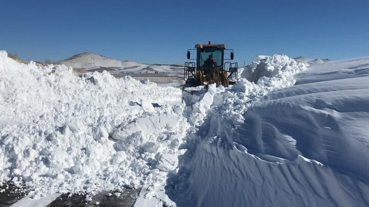بازگشایی مسیر ۸۹ روستا در بارش‌های برف/ پیش‌بینی آبگرفتگی در مناطق جنوبی سیستان و بلوچستان