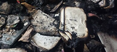 میراث در آتش؛ از شمشیر مغول تا بنزینِ جهل / گزارشی از فاجعه تخریب کتابخانه‌های عمومی و نابودی نسخ خطی در حوادث اخیر