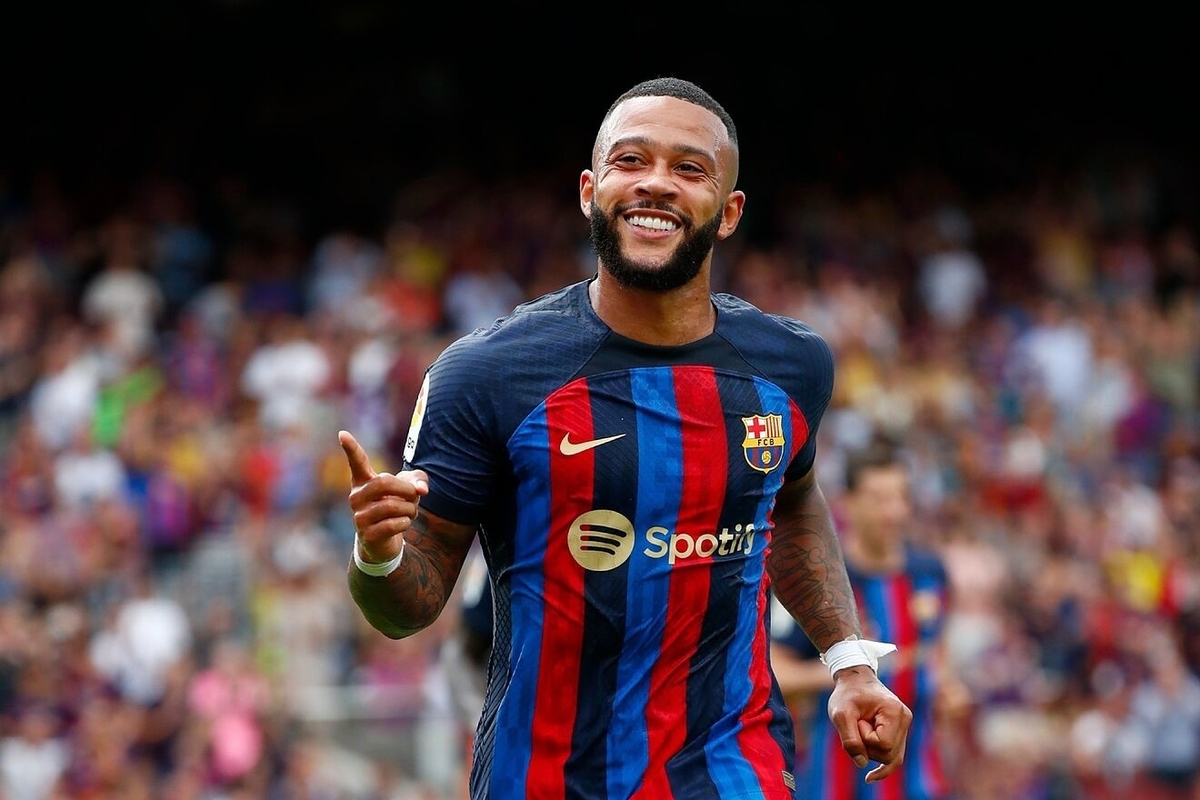 احتمال پیوستن مهاجم سابق بارسلونا به شباب الاهلی امارات