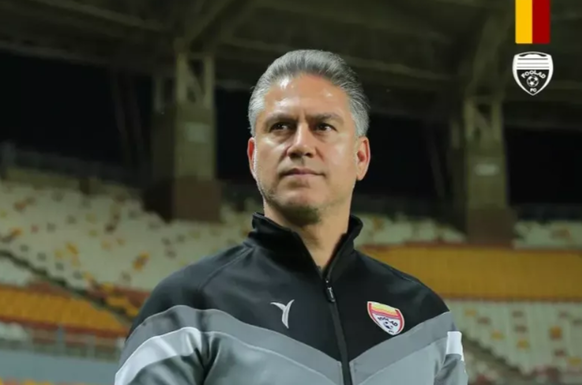 مطهری: پرسپولیس بازی سختی در برابر فولاد دارد/برای سرمربیگری دست و پا نزدم و برای این کار خیلی انگیزه دارم