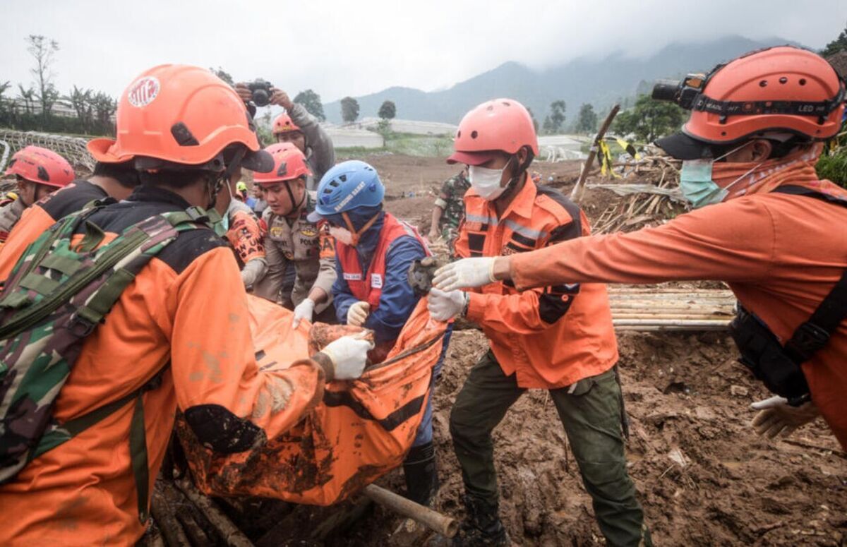 شمار کشته‌شدگان رانش زمین در اندونزی به ۳۴ نفر افزایش یافت