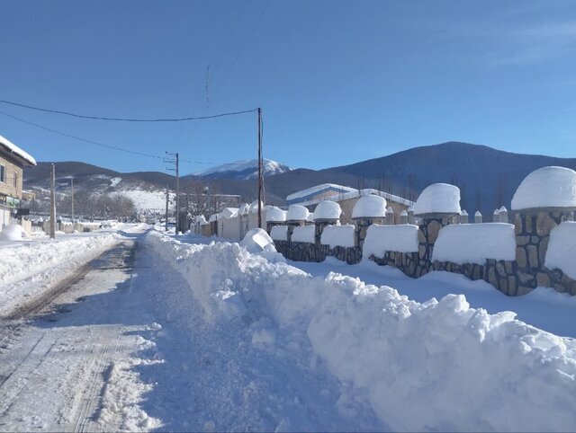 بارش یک و نیم متری برف در کجور مازندران برای نخستین بار طی ۲۰ سال گذشته