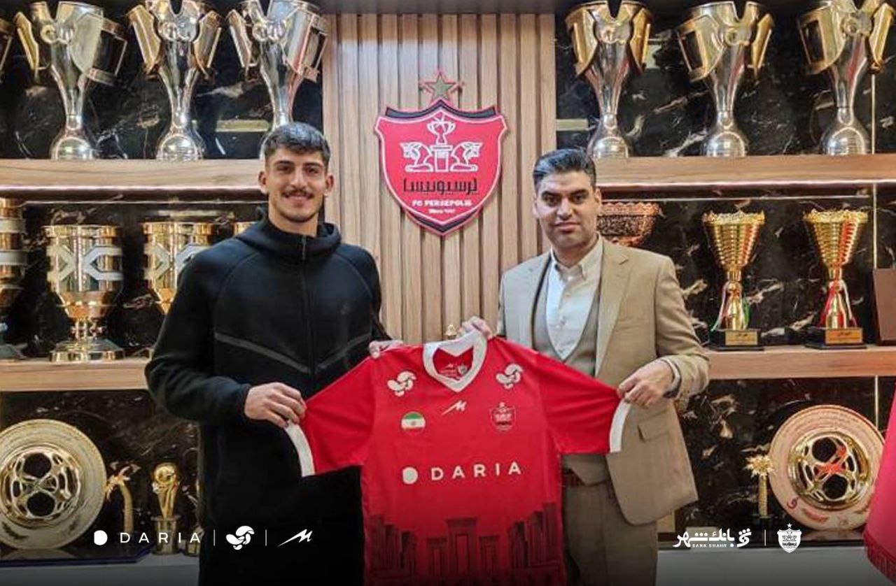 پرسپولیس با سه بازیکن جوان دیگر قرارداد حرفه‌ای امضا کرد