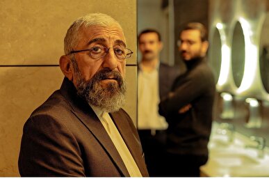 آرمین رحیمیان و کیوان ساکت‌اف در «جهان مبهم هاتف»/ اولین تصاویر رونمایی شد