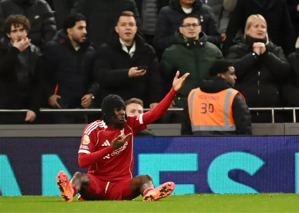 ستاره لیورپول مصدوم شد