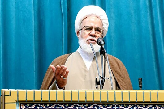 امام جمعه کرمانشاه: جمهوری اسلامی ایران در موضع اقتدار مذاکره می‌کند