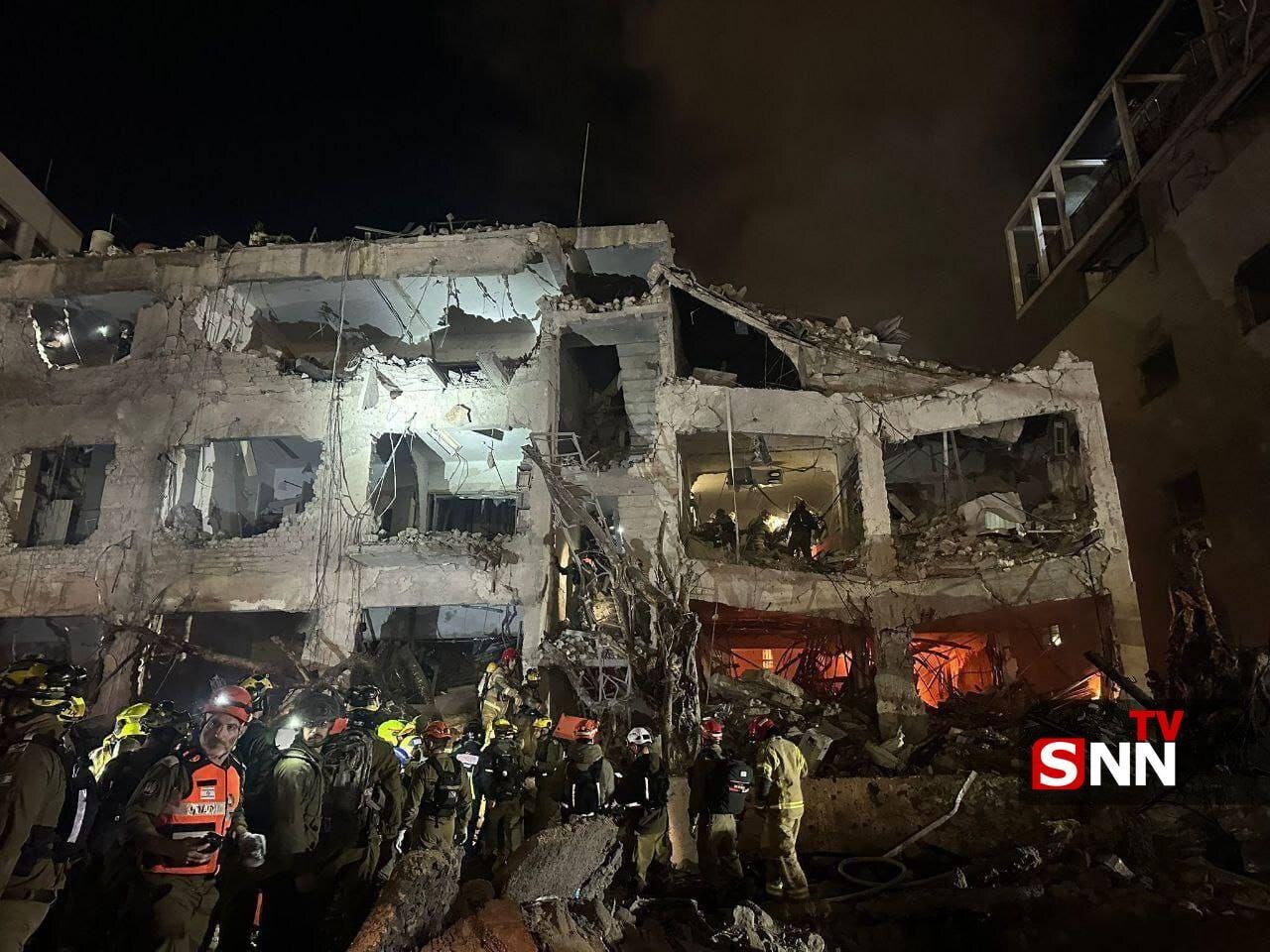 همچنان پایگاه‌های آمریکایی هدف موشک‌ها و پهپاد‌های ایرانی قرار گرفته و حملات قاطع نیرو های مسلح ایران ادامه دارد + عکس و فیلم