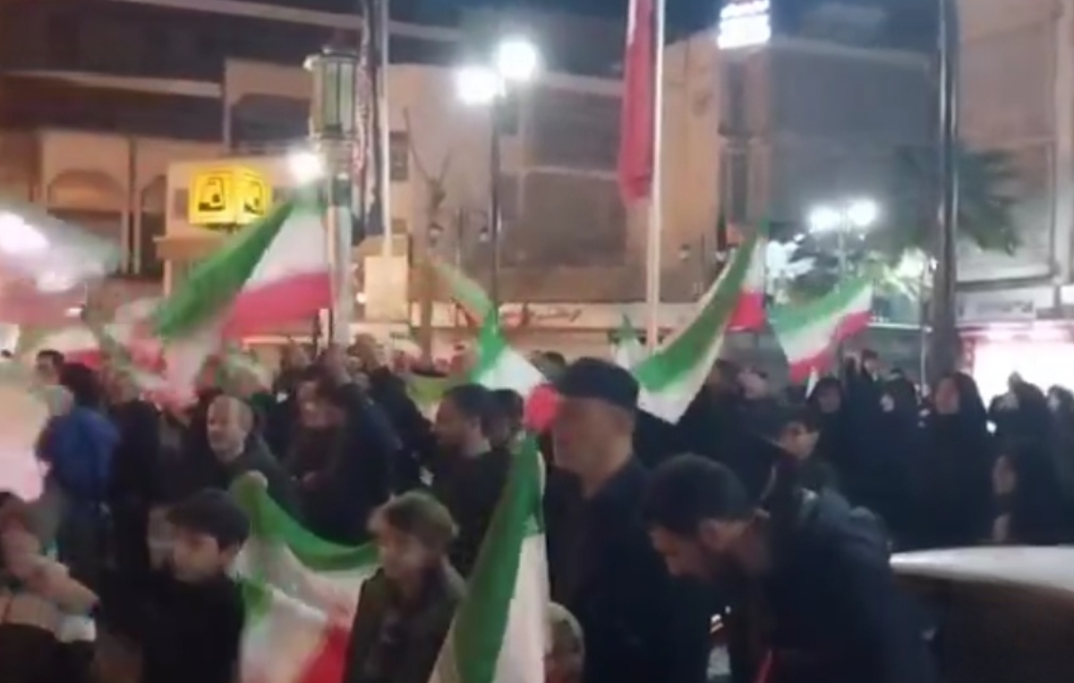 هم اکنون میدان منیریه|تجمع خودجوش مردمی در محکومیت جنایت صهیونی_آمریکایی