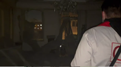 گزارش زنده خبرنگار SNNTV از حمله مشترک دشمن آمریکایی_صهیونیستی به ساختمان‌های مسکونی در میدان شهدا تهران + فیلم