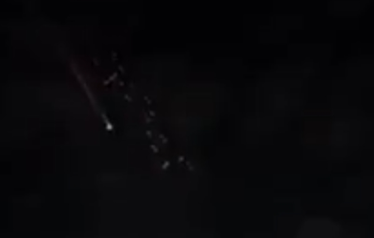 استفاده نیرو‌های موشکی از نوع جدیدی از موشک‌های ایرانی/ کلاهک‌های بارانی آوار بر سر رژیم صهیونیستی