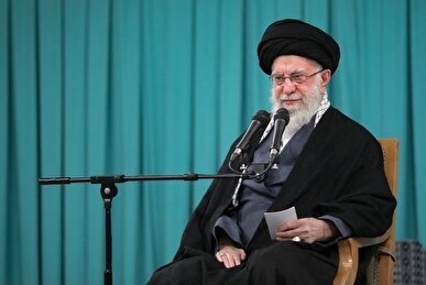 بدانید که راه آیت الله خامنهای شهید ادامه دارد و خون ایشان درخت تنومند انقلاب را آبیاری خواهد کرد