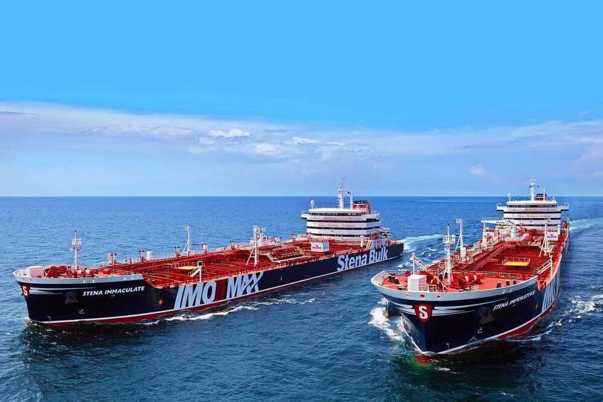 نفتکش تدارکات نیروی دریایی آمریکا هدف موشک ایرانی قرار گرفت