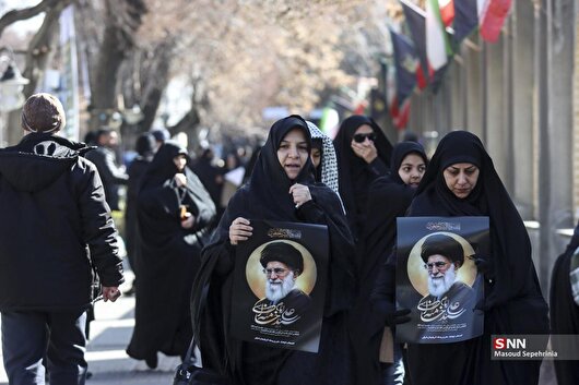 خیابان؛ خط مقدم وحدت / چرا باید در خیابان بمانیم؟