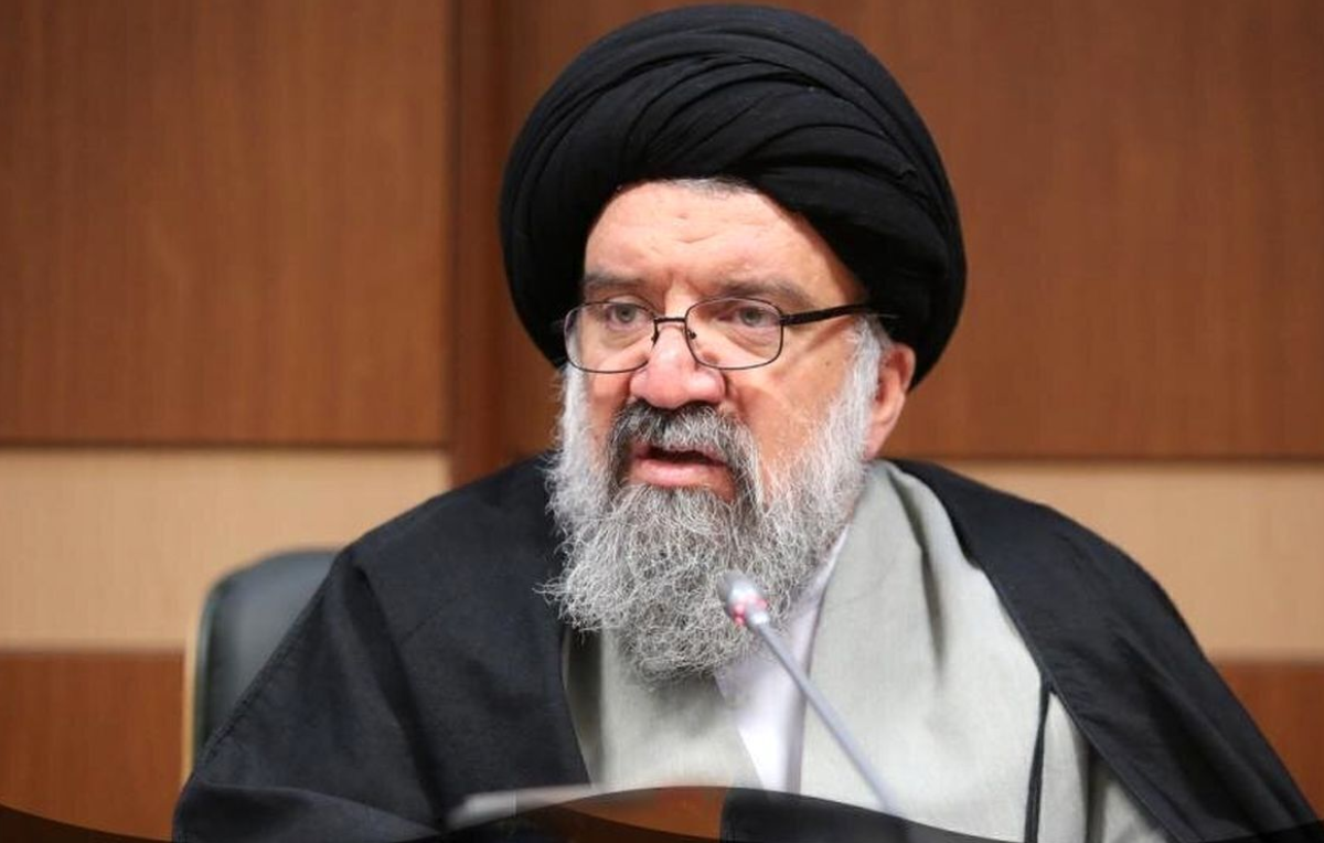 در اولین فرصت رهبر تعیین می&zwnj;شود، اما وضعیت جنگی است