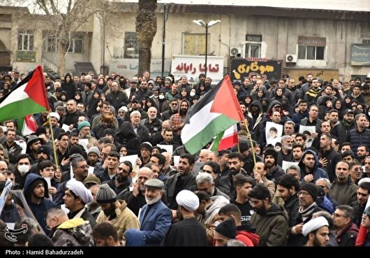 گلستاتی‌ها پیکر مطهر پنج شهید جنگ تحمیلی اخیر را تشییع کردند + فیلم