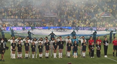 سلام نظامی دختران ایران در جام ملت‌های فوتبال بانوان آسیا+ فیلم
