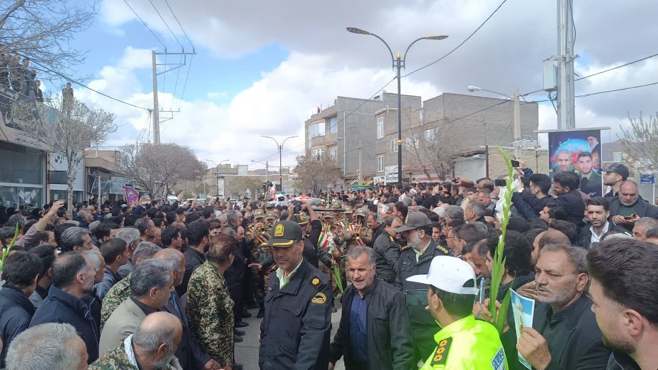 تشییع پیکر ۲ شهید حمله رژیم صهیونیستی و آمریکایی در شهر دولت آباد