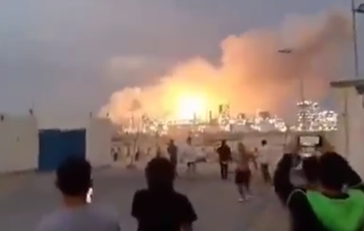 دود و آتش در بحرین به دنبال هدف قرار گرفتن مقر نظامیان آمریکایی