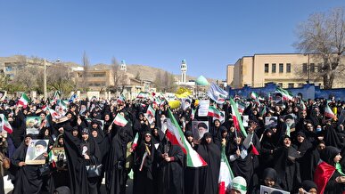 امروز بانوان شهرکردی میدان‌داری کردند + فیلم