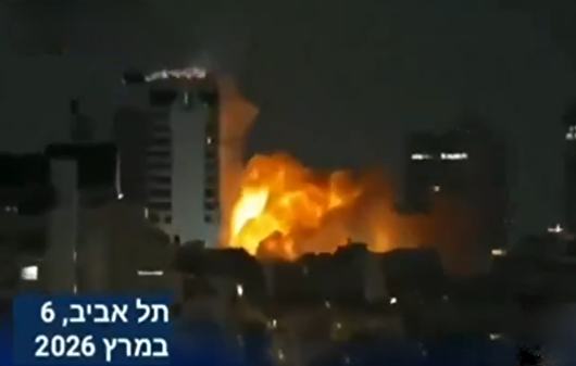 تصاویری از اصابت متعدد موشک‌های ایرانی در قلب تل‌آویو / رژیم صهیونیستی در برابر موشک‌های ایران کاملا بی دفاع شده است