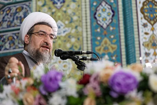 امام‌جمعه تبریز: ملت ایران از مقابله با اسرائیل دست نخواهد کشید / مردم این روز‌ها و شب‌ها پای کار انقلاب ایستاده‌اند