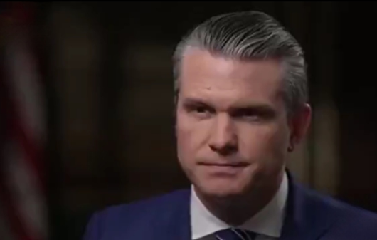 اذعان وقیحانه وزیر جنگ تروریست آمریکا به نقشه قتل‌عام ایرانیان