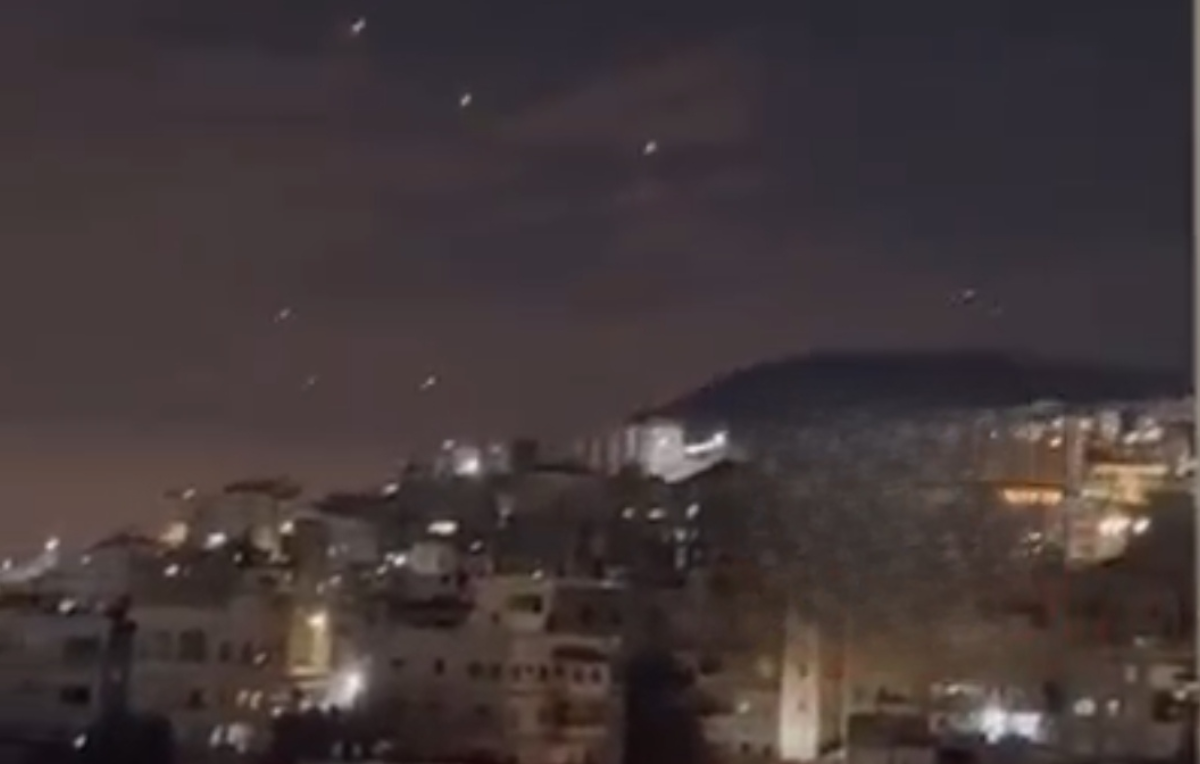 بارش راکت&zwnj;های حزب&zwnj;الله بر سرزمین&zwnj;های اشغالی / ۳۶ راکت به سمت شمال فلسطین اشغالی شلیک شد