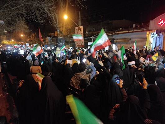 هفتمین شب تجمع مردمی مراغه در پی شهادت رهبری+فیلم