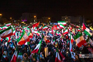 هفتمین شب اجتماع مردم تهران در سوگ رهبر شهید انقلاب