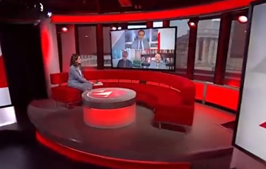 پاسخ قاطع تحلیلگر ضدجنگ ایرانی به یاوه‌گویی‌های مجری و کارشناس BBC