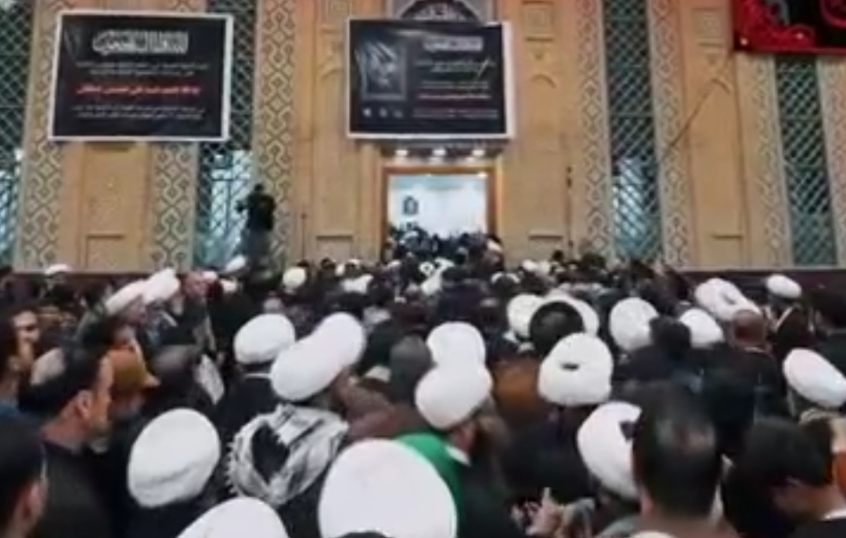 مجلس عزای شهادت رهبر انقلاب توسط حوزه علمیه نجف برگزار شد