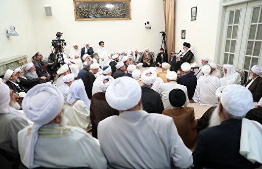 محکومیت جمعی از علمای اهل‌سنت هرمزگان درپی شهادت رهبر انقلاب