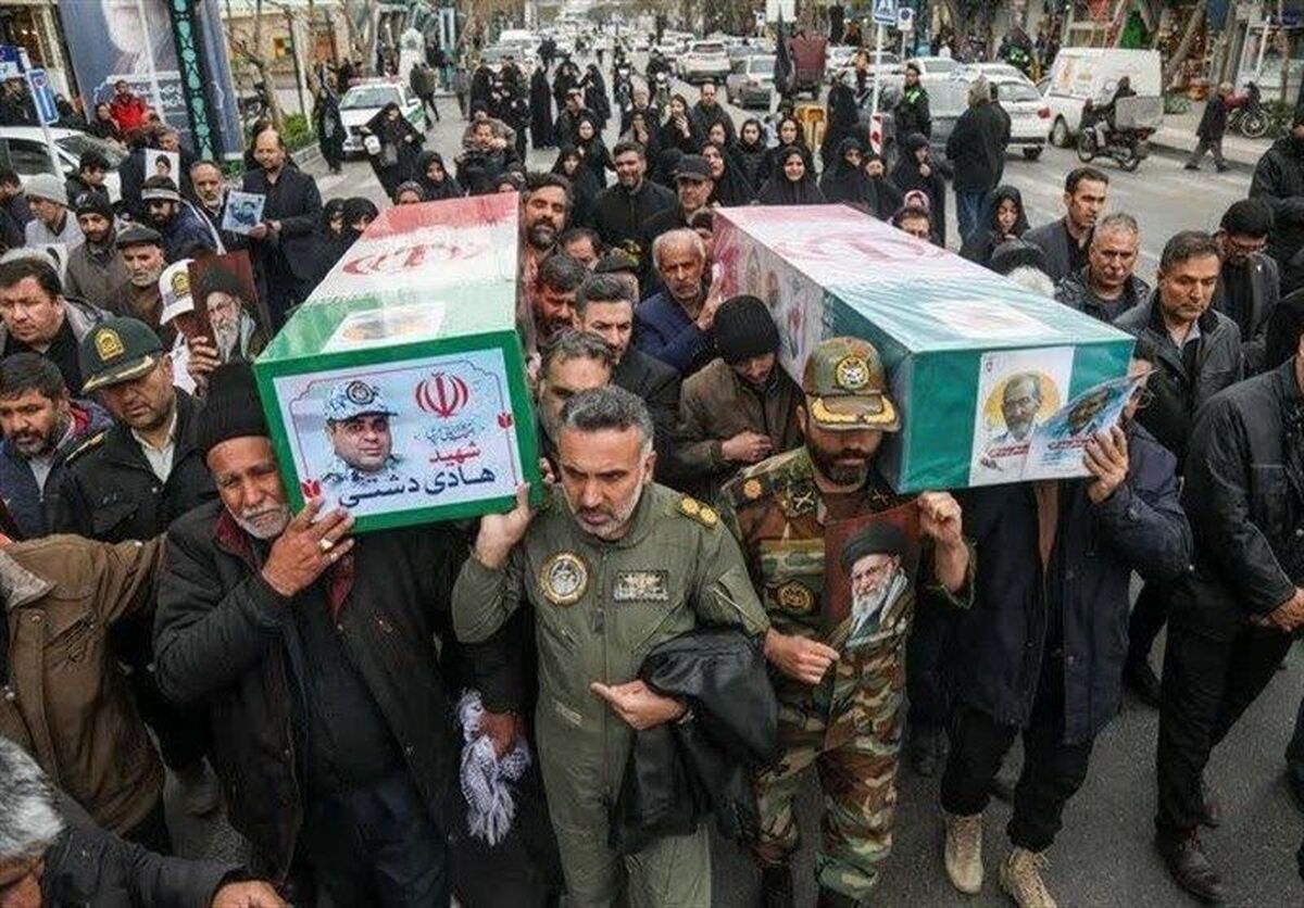 تشییع پیکر دو شهید دفاع مقدس و جنگ رمضان در مشهد