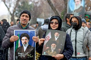 اجتماع مردم تبریز برای بیعت با آیت‌الله سید مجتبی خامنه‌ای