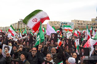 اجتماع مردم کرج برای بیعت با آیت‌الله سید مجتبی خامنه‌ای